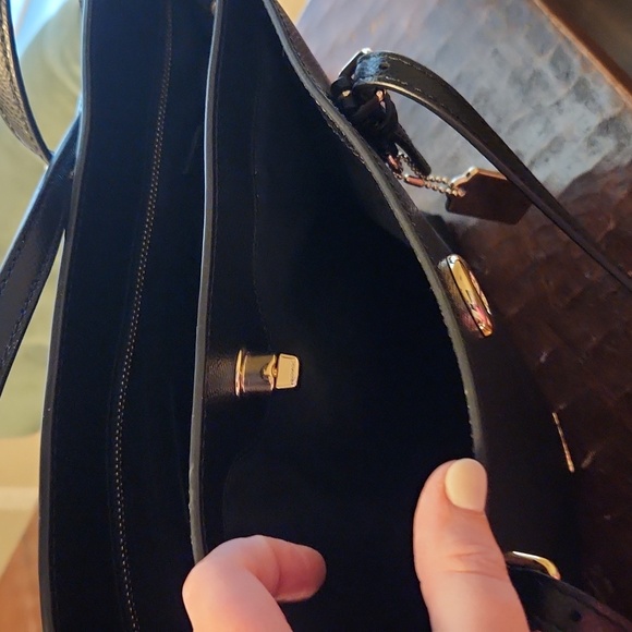 Coach black pebbled leather tote - Picture 6 of 7